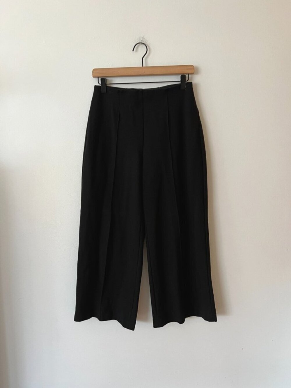 SPANX Perfect Fit Wide Leg Ponte Black Cropped Ankle Pants Women's Size Small
